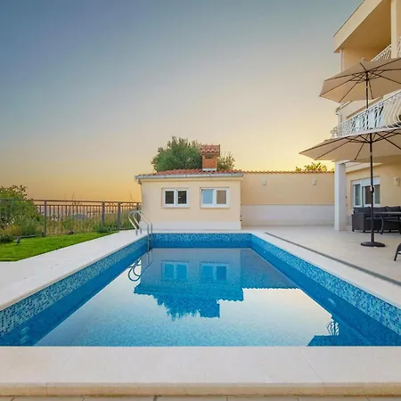 Apartment Lovely In *